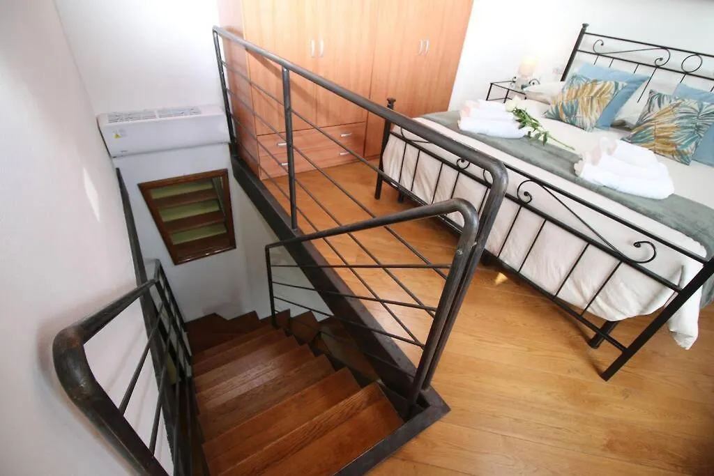 La Casa Del Pittore Como Apartment
